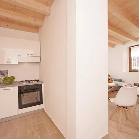 Apartments Villa Bougainville San Felice del Benaco Esterno foto